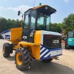 JCB 6ST