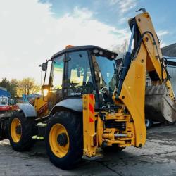 JCB 4CX